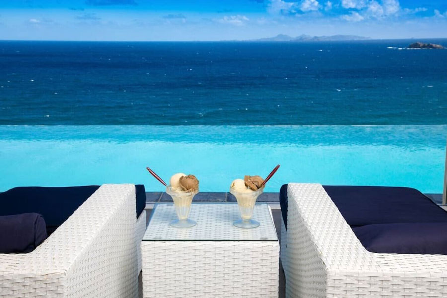 Top 7 Reasons to Visit St. Maarten on Your Next Vacation
